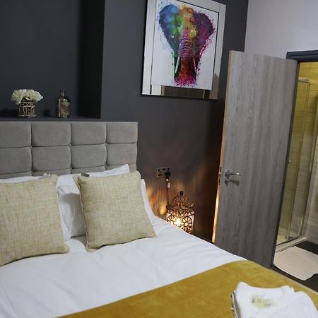 Park City Suites Hotel Manchester Kültér fotó