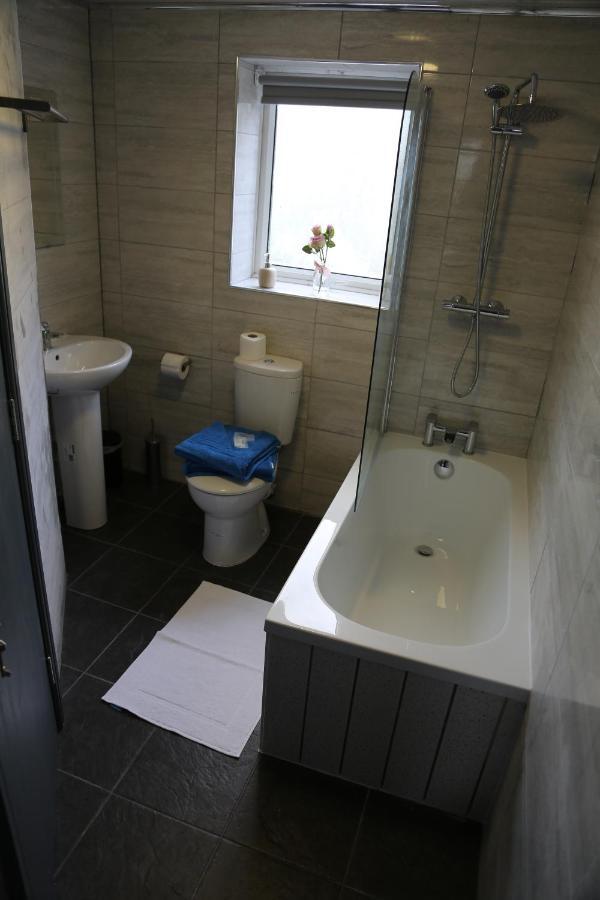Park City Suites Hotel Manchester Kültér fotó