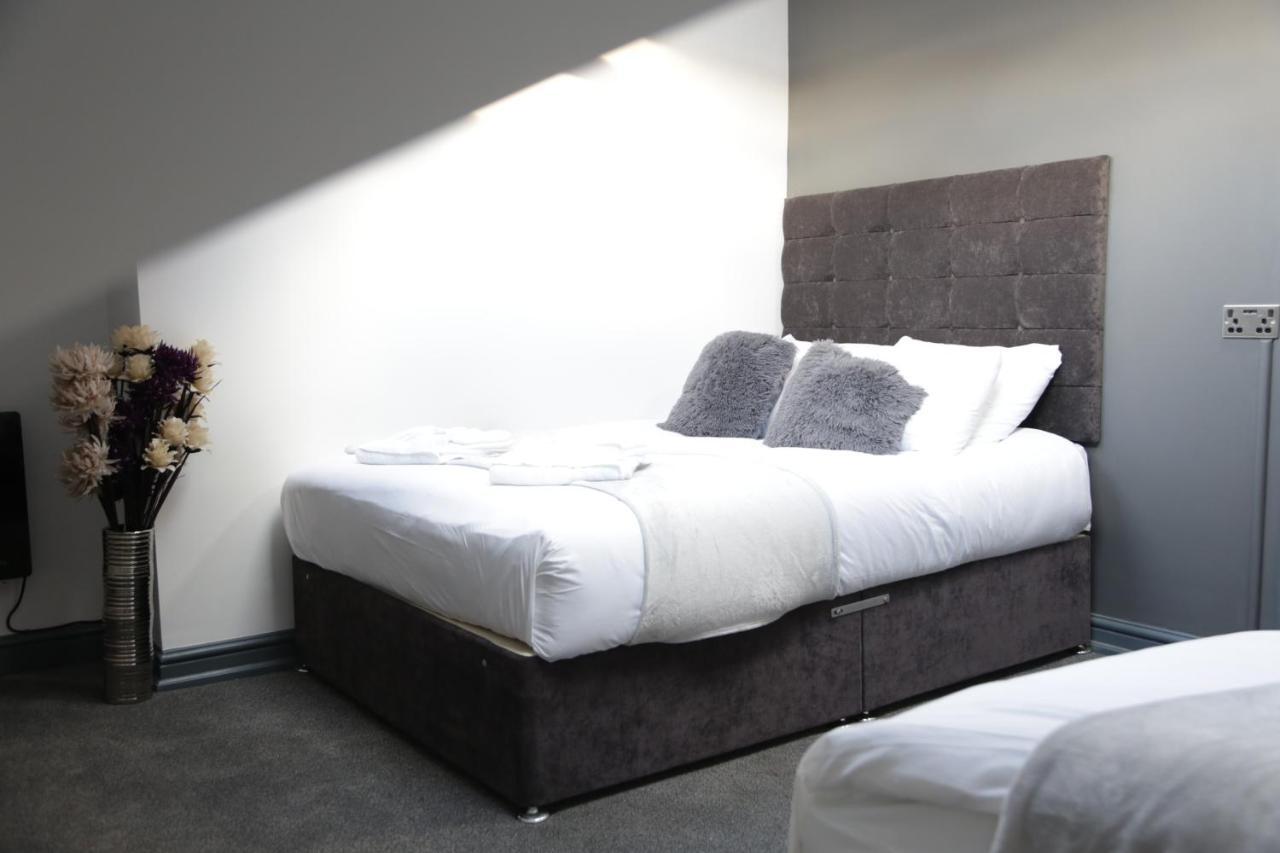Park City Suites Hotel Manchester Kültér fotó