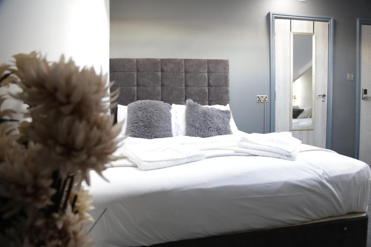 Park City Suites Hotel Manchester Kültér fotó