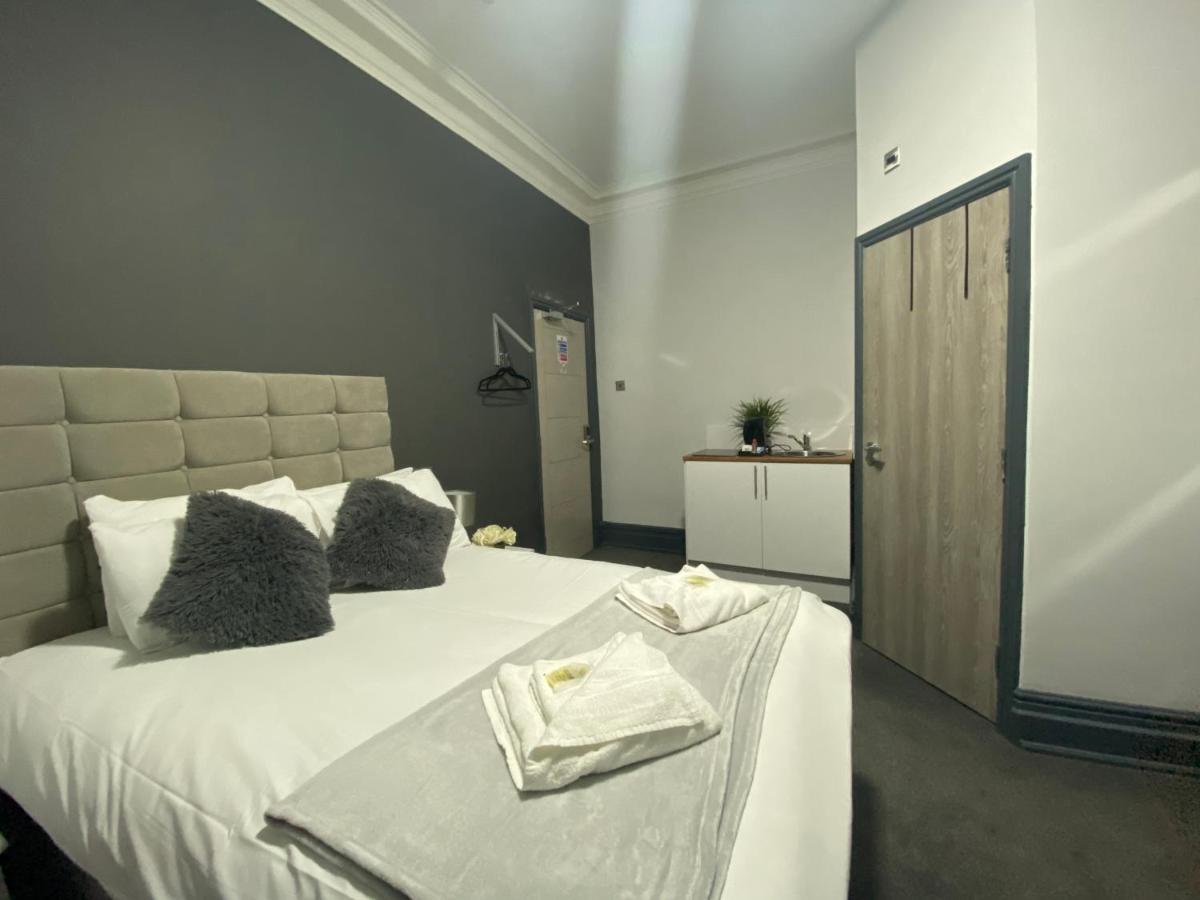 Park City Suites Hotel Manchester Kültér fotó